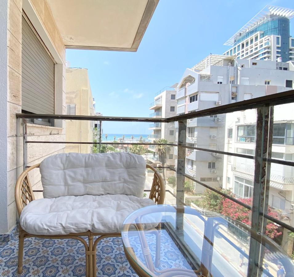 Sea Suites Tel Aviv Exteriör bild