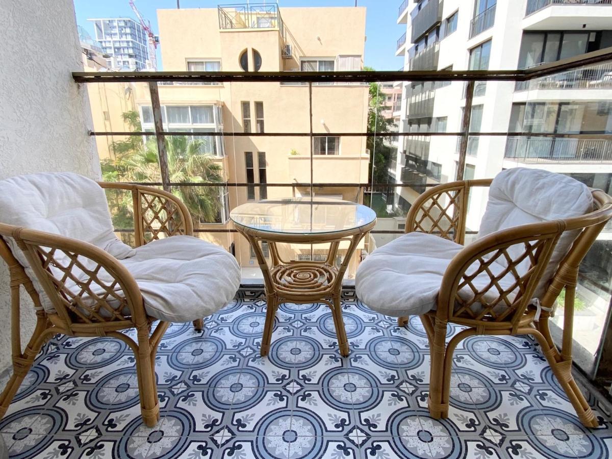 Sea Suites Tel Aviv Exteriör bild