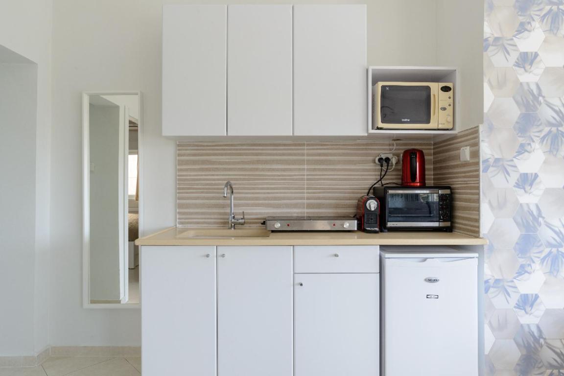 Sea Suites Tel Aviv Exteriör bild