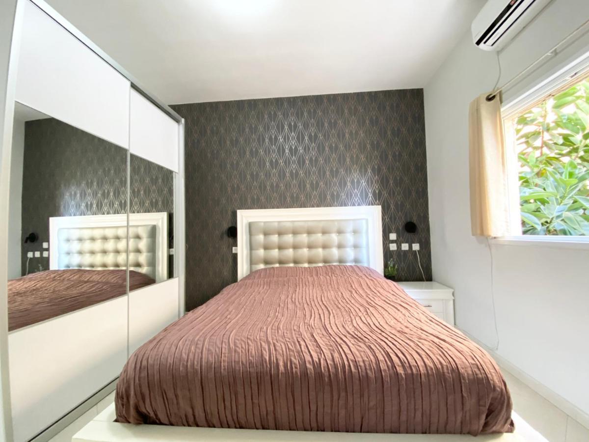 Sea Suites Tel Aviv Exteriör bild